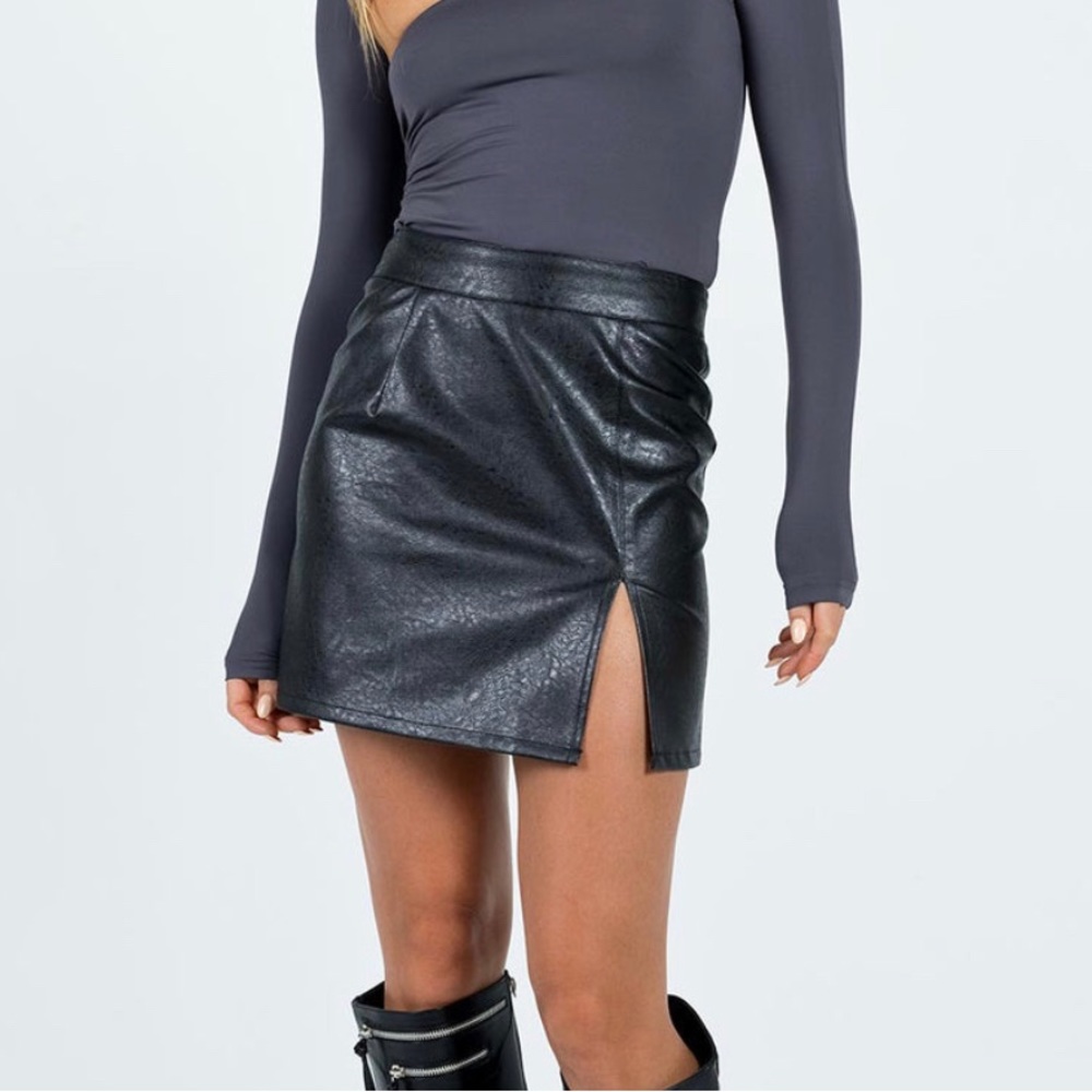 Princess polly skirt